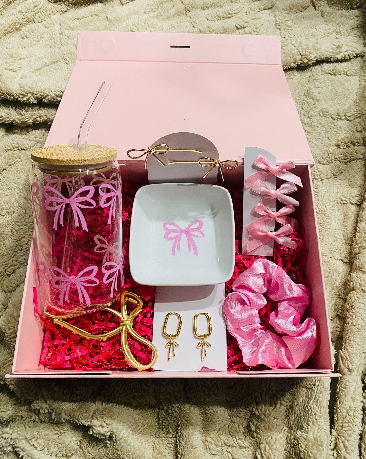 Ultimate Pink Bow Gift Box For Her